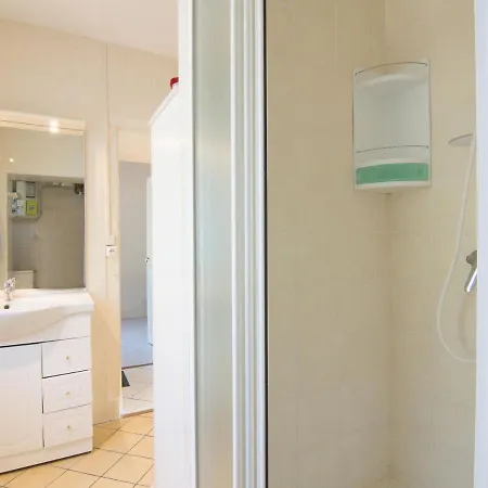 Doumer By Interhome *