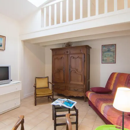 Doumer By Interhome * Royan
